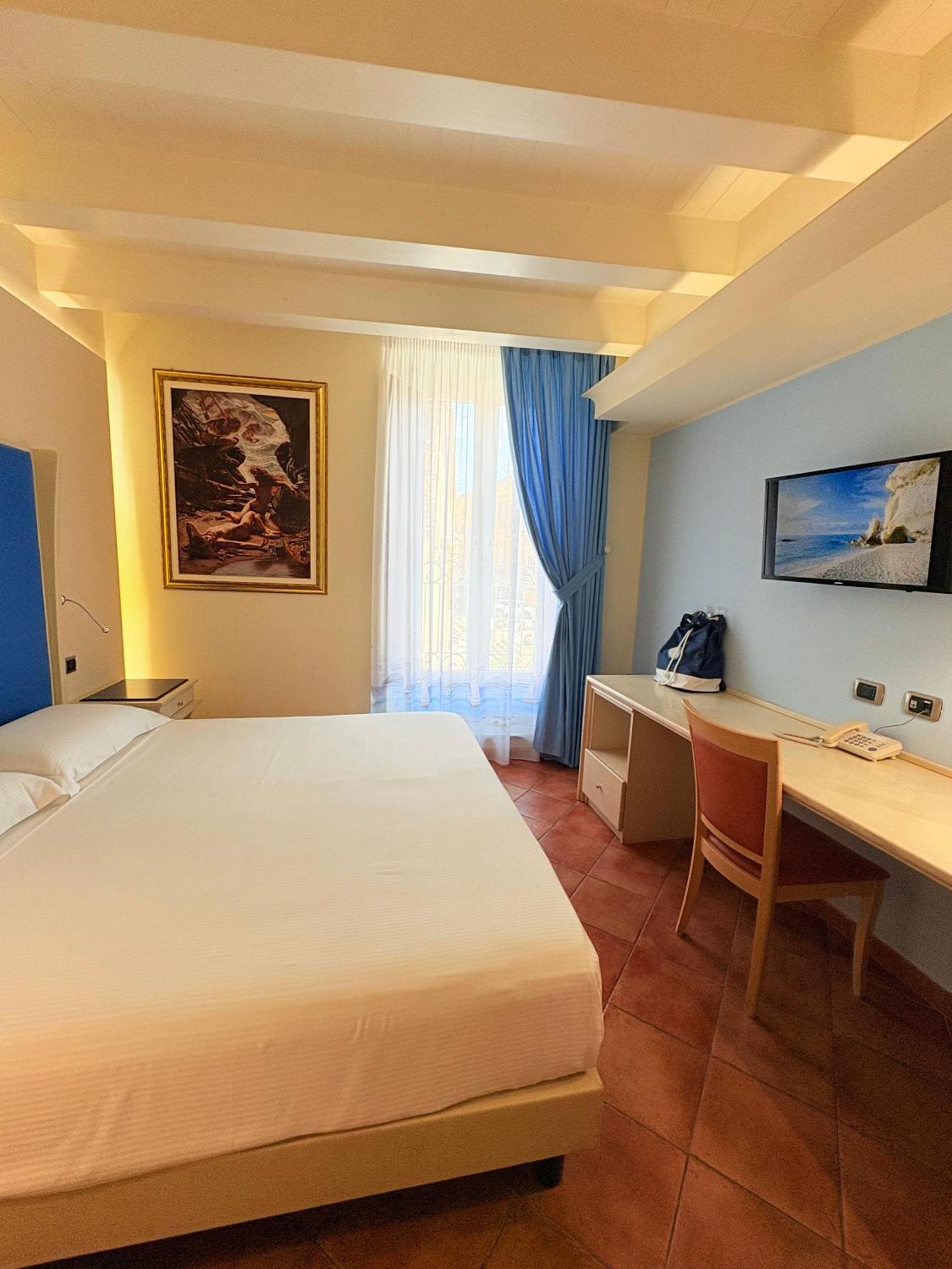 Portercole B&B Тропеа Екстер'єр фото