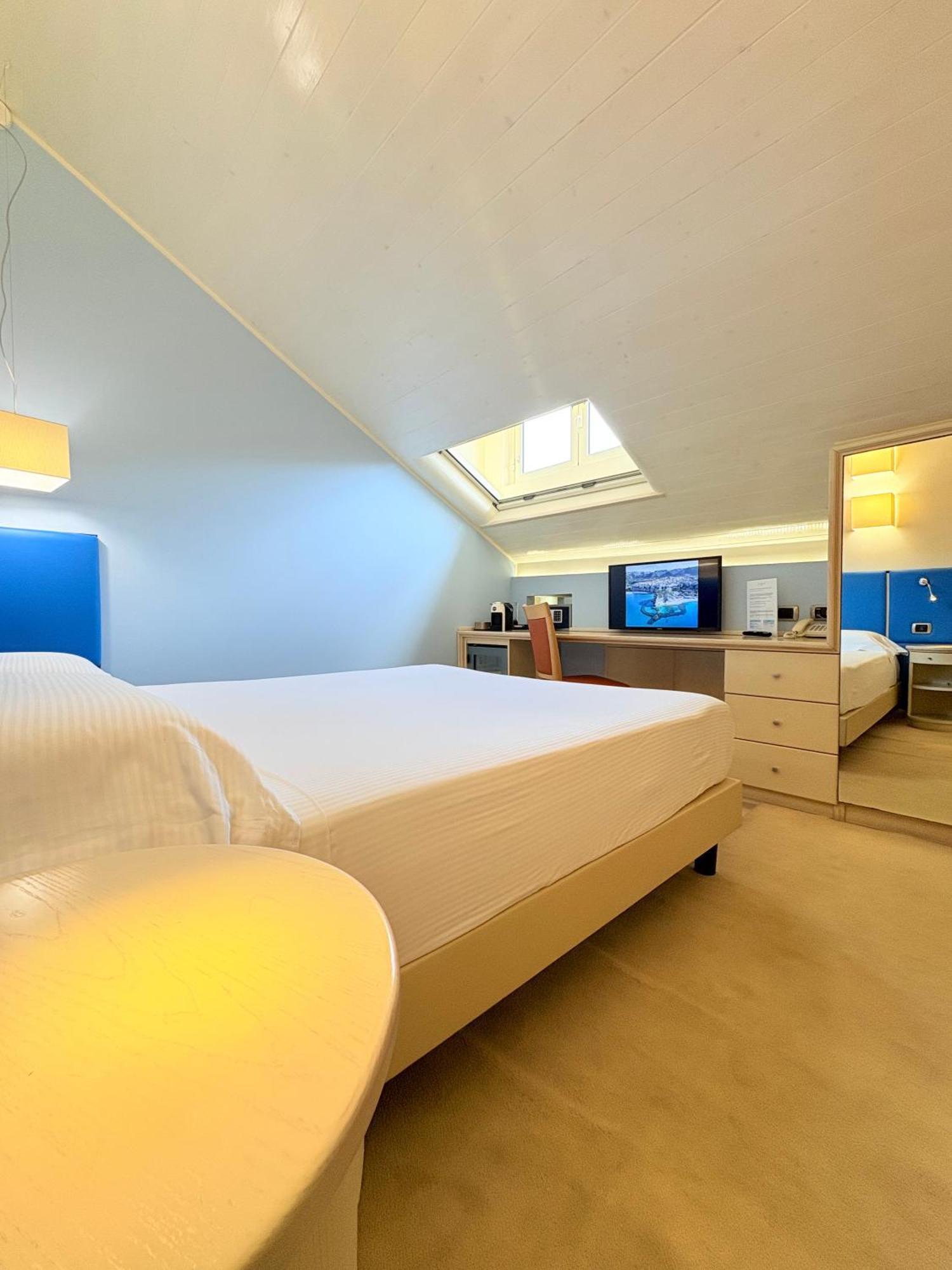 Portercole B&B Тропеа Екстер'єр фото