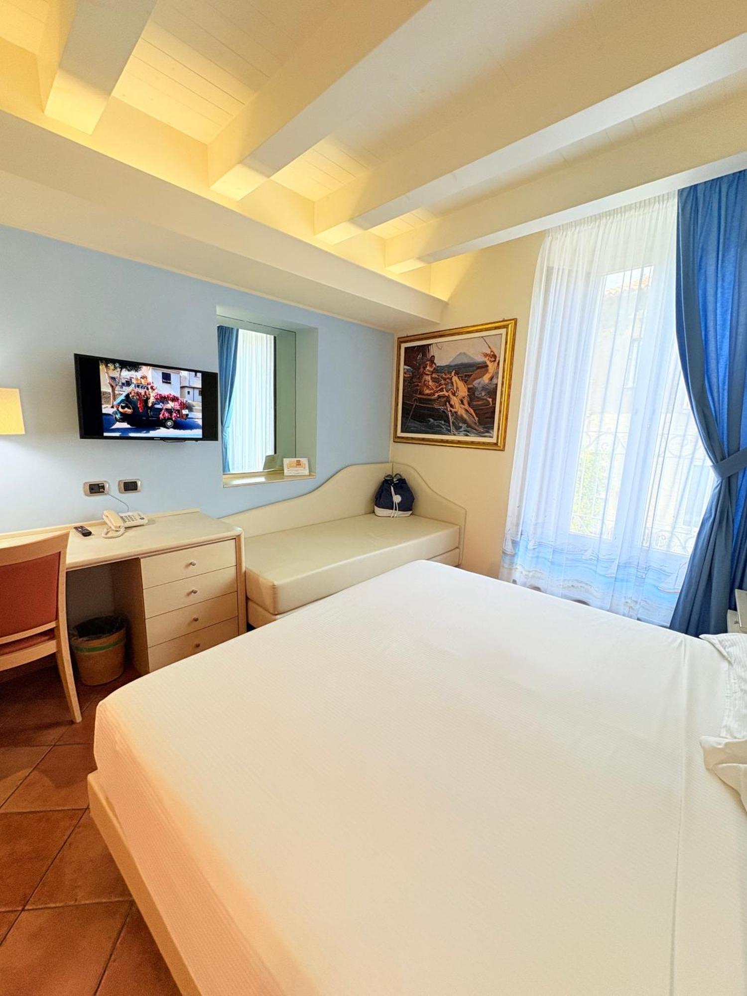 Portercole B&B Тропеа Екстер'єр фото
