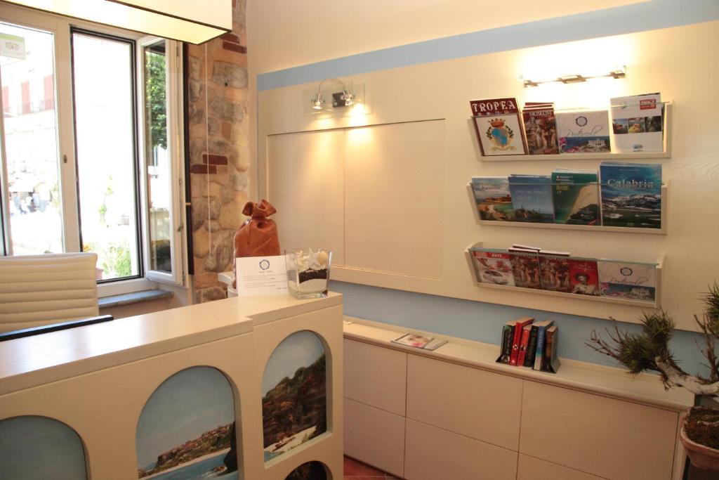 Portercole B&B Тропеа Екстер'єр фото